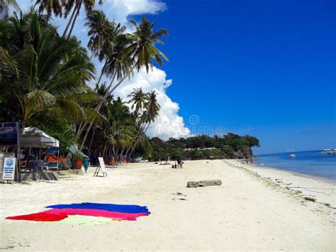 Strand Von Alona Auf Der Insel Bohol Auf Den Philippinen 18112014