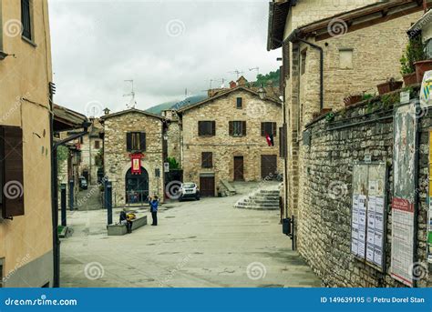 Streets and Buildings in the Historic City of Gubbio, Italy Editorial ...