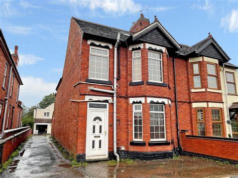 4 Bed Semi Detached House For Sale In Church Road Hartshill Nuneaton