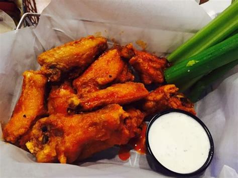 Best Wings Near Me - Top Chicken Wing Restaurants in Every State