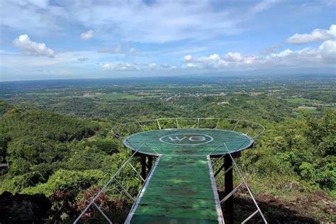 Tak Jauh Dari Kebun Buah Mangunan Ada Destinasi Wisata Watu Goyang