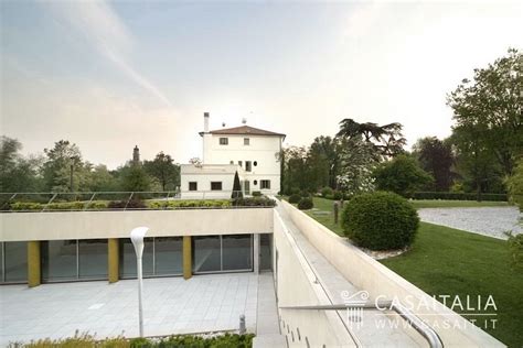 Italy | Villas and Country homes for sale