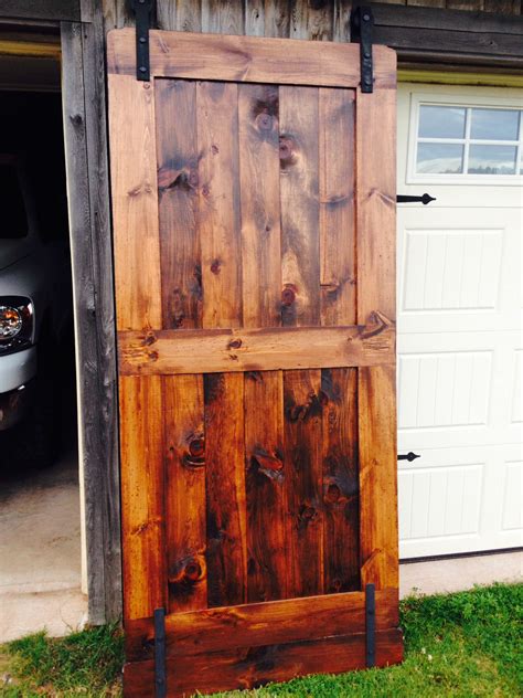 A Rolling Barn Door for a Bedroom. | Grand Design