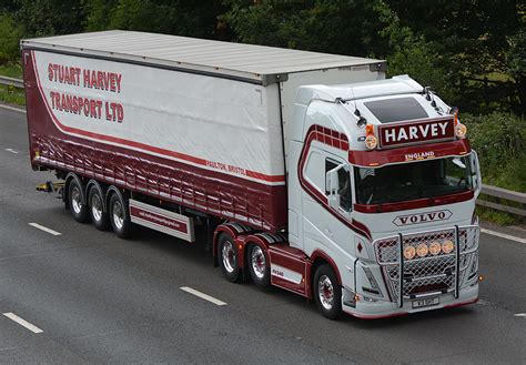 Stuart Harvey Transport V3SHT M6 Gailey 03 07 2023 Harry S On The