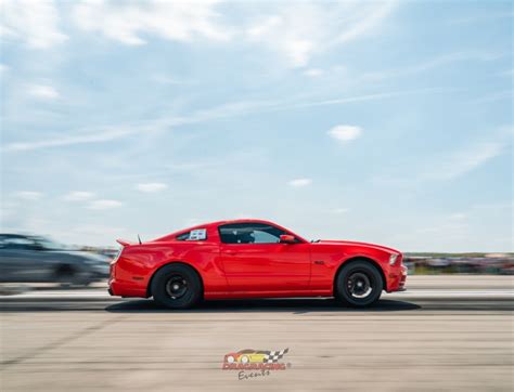 Ford Mustang GT - RO Drag