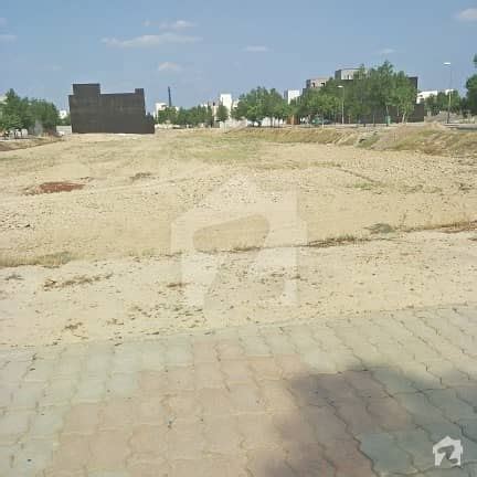 Marla Commercial Plot For Sale In Bahria Town Lahore Quaid Block At