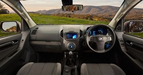 The Holden Colorado Interior - Review | Westside Auto