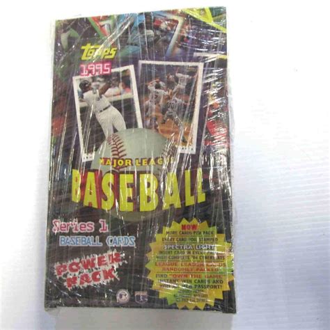 Lot Box Of Topps Baseball Cards