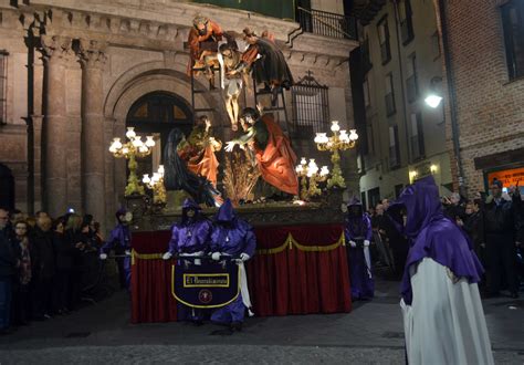 Cofrad A De Valladolid El Descendimiento Y Sto Cristo De La Buena Muerte