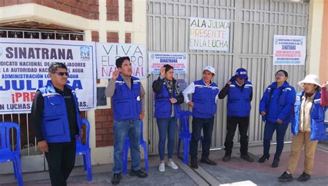 Trabajadores De La Autoridad Nacional Del Agua Acataron Un Paro De