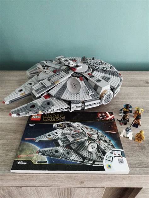 LEGO - Star Wars - Spaceship Millennium Falcon - - Catawiki