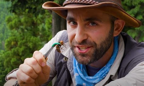 YouTuber Coyote Peterson willingly got stung by a ‘Murder Hornet’