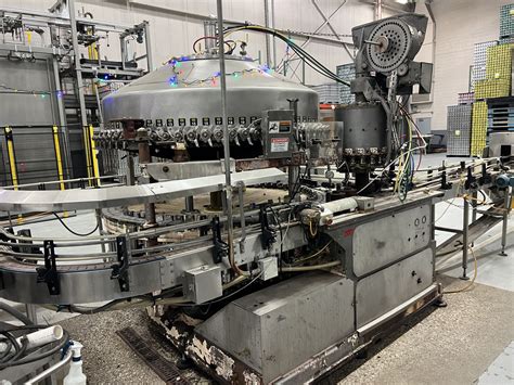 Used Crown Super Cemco Head Liquid Filler With Head Bottle