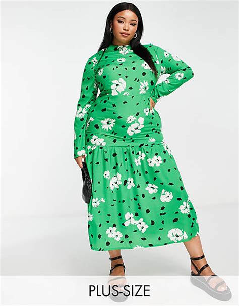 Wednesdays Girl Curve High Neck Long Sleeve Midi Smock Dress In Green