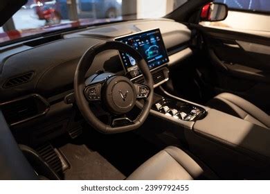 555 Vinfast Car Images, Stock Photos, 3D objects, & Vectors | Shutterstock