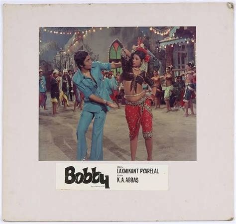 Dimple kapadia... Rishi kapoor Bobby 1973 | Vintage bollywood, Dimples ...