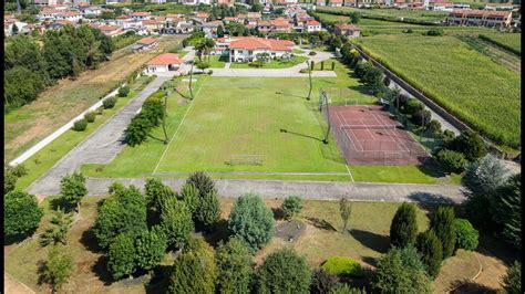 Magnífica Moradia de Arquitetura Clássica para venda na Trofa Porto