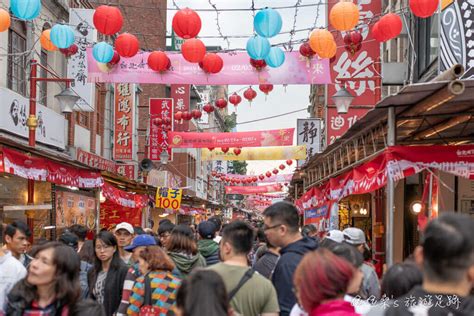 2019台北迪化街年貨大街，1 19~2 3 一起逛街、採買、試吃，感受新年的新氣象｜拉拉桑 S 旅遊足跡