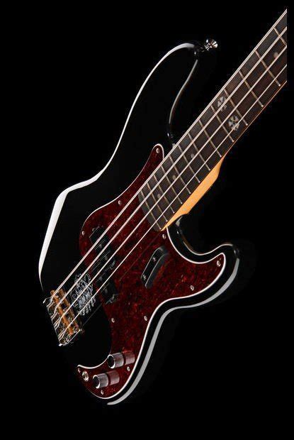 Бас гитара Squier By Fender Eva Gardner Precision Bass Rw 030 1077 506 Black — купить Киев