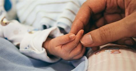 Une Femme Atteinte Du Syndrome De Turner Donne Naissance Un B B En