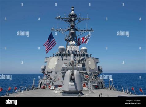 N Ze Mediterranean Sea Aug Uss Carney Ddg