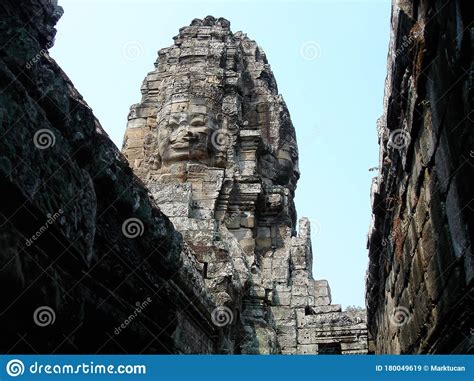 Rostros Del Templo Bayon En El Antiguo Angkor Wat Complejo Siem Reap