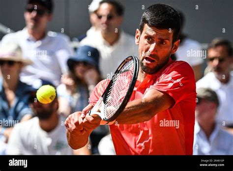 Novak Djokovic Von Serbien Am Zweiten Tag Des Grand Slam Tennisturniers