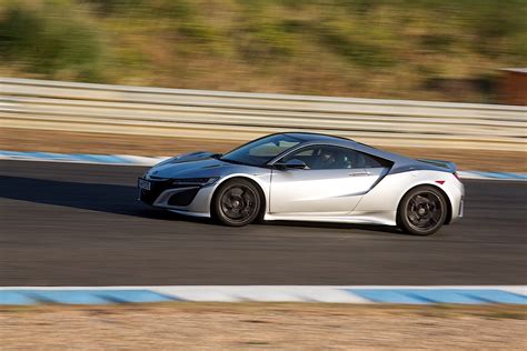 2016 Honda Nsx Specs And Photos Autoevolution