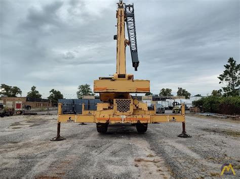 Grove Rt C Ton Rough Terrain Crane For Sale Hoists Material