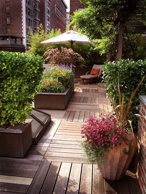 Deck Decorating Ideas For A Stylish Outdoor Room