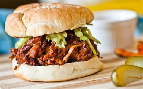 Easy Bbq Jackfruit Sandwich Recipe Meaty Texture And Spicy Flavor