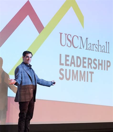 Marshall Alumni Reconnect at Leadership Summit - USC Marshall