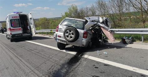 Edirne deki trafik kazasında hamile kadın karnındaki bebeğiyle can verdi