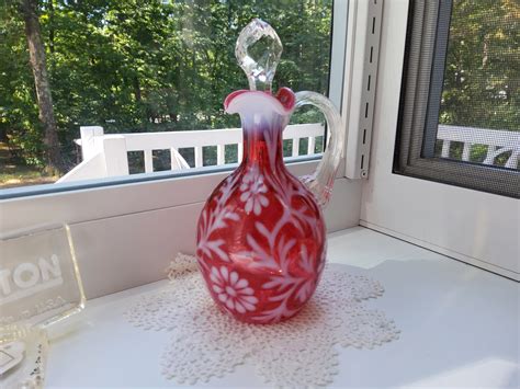 Charming Daisy And Fern Cruet In Cranberry Opalescent By Fenton Pre