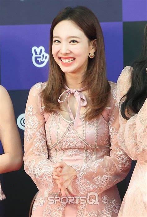 Golden Discs Fandom Golden Disk Awards Nayeon Twice Im Nayeon