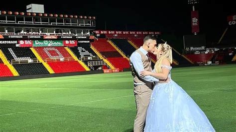 Guarda del Morera Soto fue cómplice de la mejor foto de la boda de