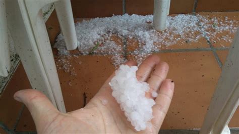 Una granizada sorprende a los habitantes de Alcaracejos Córdoba