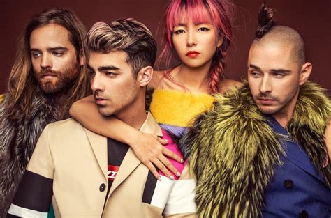 DNCE's 'Cake by the Ocean' Dances to No. 1 on THR's Top TV Songs Chart