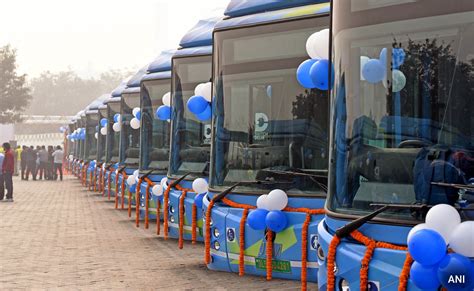 Delhi Lt Governor Chief Minister Together Launch Electric Buses