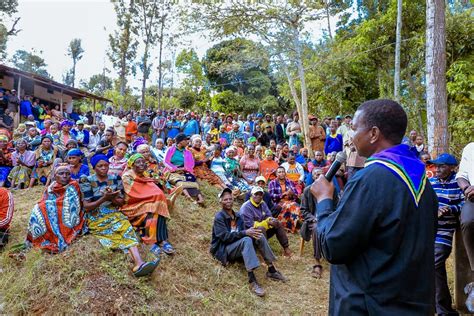 KILOMITA 5 5 ZA LAMI KUJENGWA ROMBO KURAHISISHA WAGONJWA KUFIKA