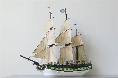 Green And White To Sail The Ocean Blue The Brothers Brick Lego