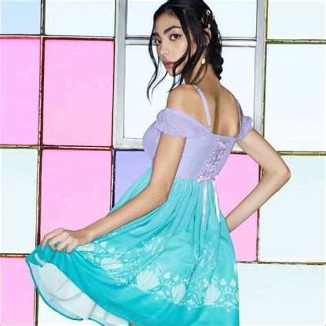 Hot Topic Launches A New Disney Princess Dress Collection Disney Dining