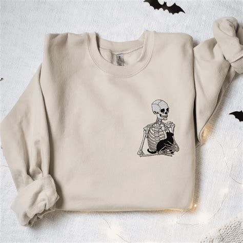 Embroidered Vintage Skeleton Sweatshirt Melody Prints