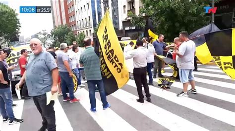 Otro Día De Protestas De Taxistas Contra Uber Y Cabify Tn