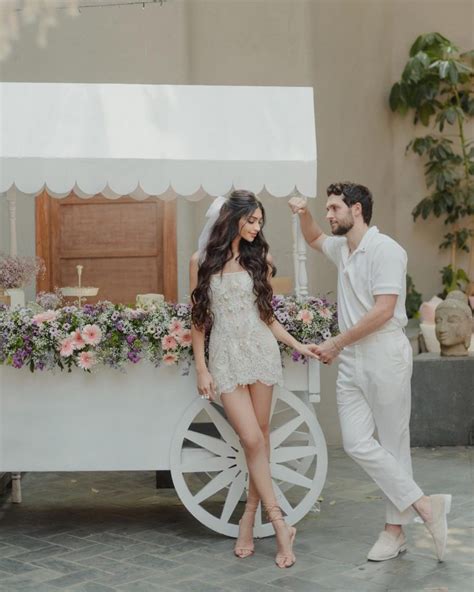 Inside Ananya Pandays Cousin Alanna Pandays Ivory Hued Bridal