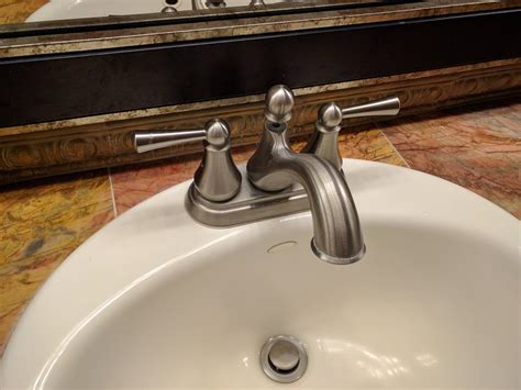 How To Remove Aerator From Moen Bathroom Faucet Everything Bathroom