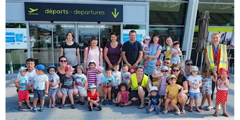 Saint Étienne de Saint Geoirs La crèche La Voie lactée à laéroport