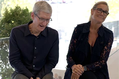 Tim Cook Spouse: A Deep Dive Into The Life Of Apple's CEO