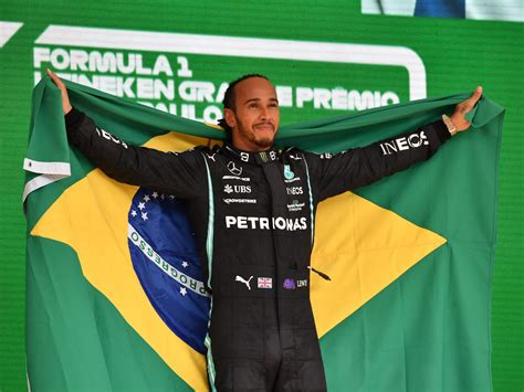 Sir Lewis Hamilton Recebe Título De Cidadão Honorário Brasileiro