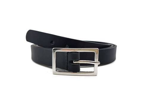 Fine Ceinture Femme En Cuir Noir 4087